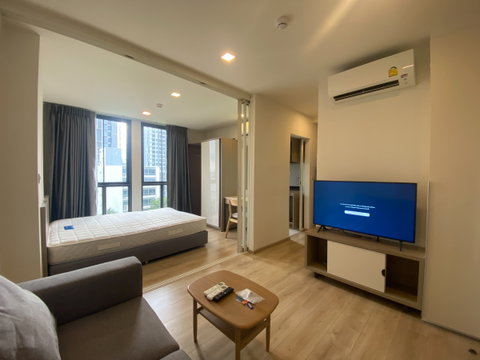 Chambers Onnut Station 1Bedroom /1Bathroom Building A 