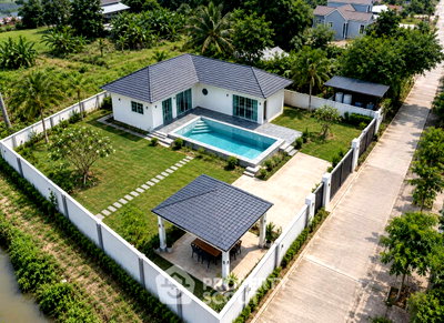 Houses for sale Hua Hin Prachaubkirikhan : 3-BR Villa in Thap Tai (ID 3398853)