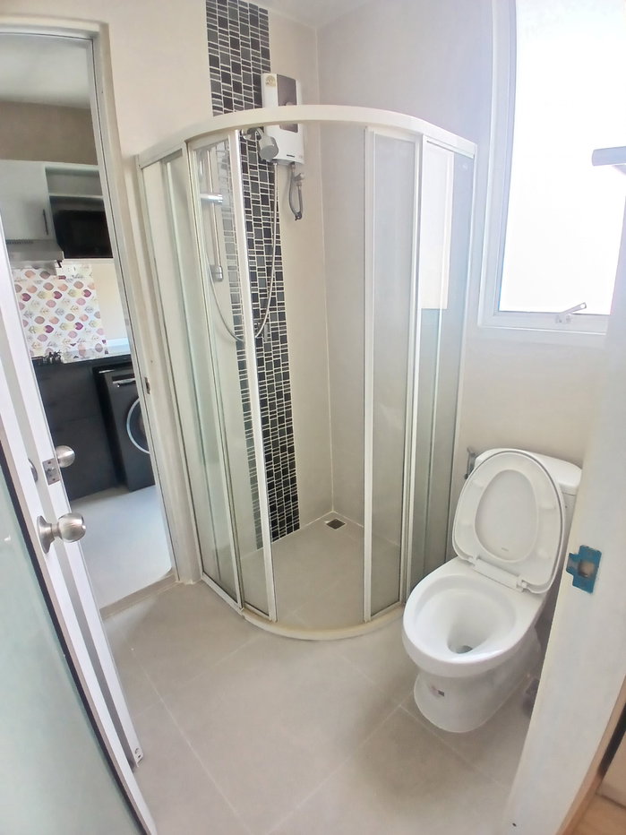 picture Happy Condominium, Lardprao 101, 5th floor, corner room. - 12/20