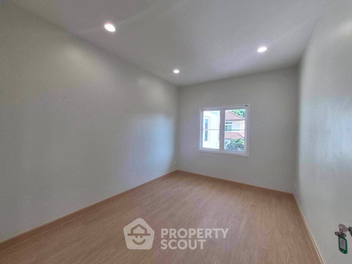 รูป บ้าน 3 ห้องนอน ขนาด 285 ตร.ม. Ratchapruek Exclusive Sukhumvit 103 (ID 3395899) - รูปที่ 10/10