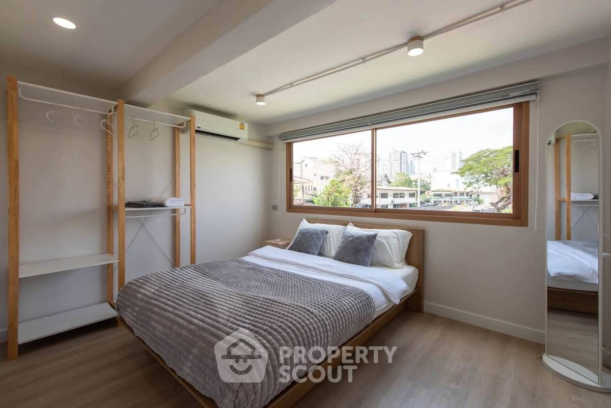 picture 4-BR Townhouse near ARL Ramkhamhaeng (ID 3394040) - 4/12