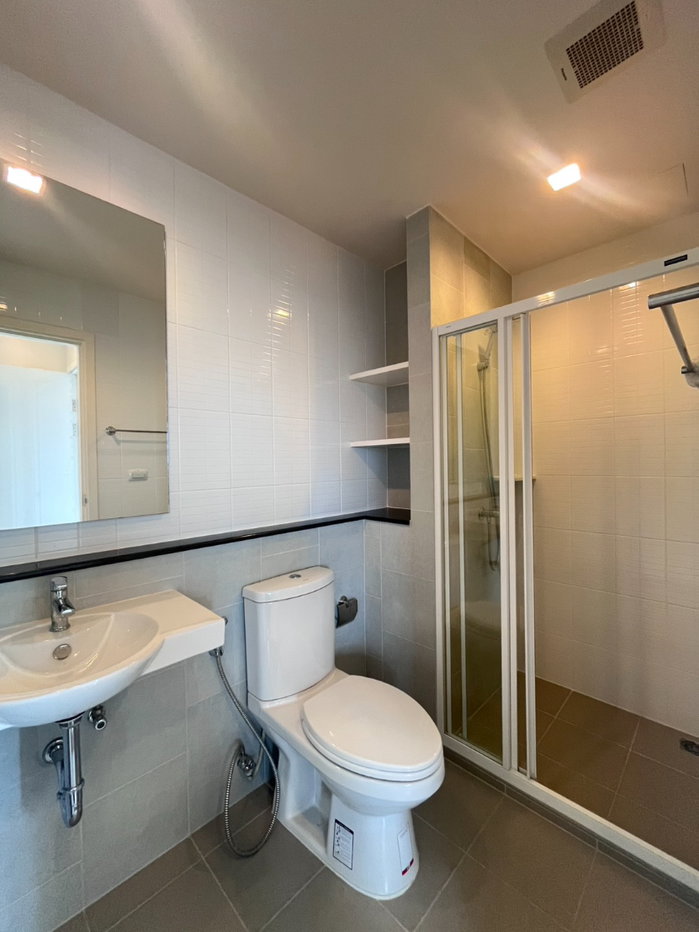 picture 💔 Selling at a Loss! Brand-New Condo, Never Lived In 🏢 Escent Chiang Mai 📞 Call: 063-664-9056 - 5/10
