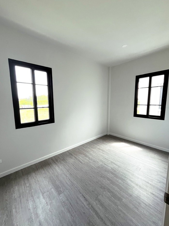 picture 3 Bedrooms, 3 Bathrooms, 2 Parking Spaces | For Rent — Ready to Move In! - 11/17