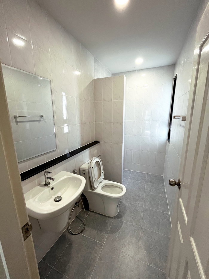 picture 3 Bedrooms, 3 Bathrooms, 2 Parking Spaces | For Rent — Ready to Move In! - 13/17