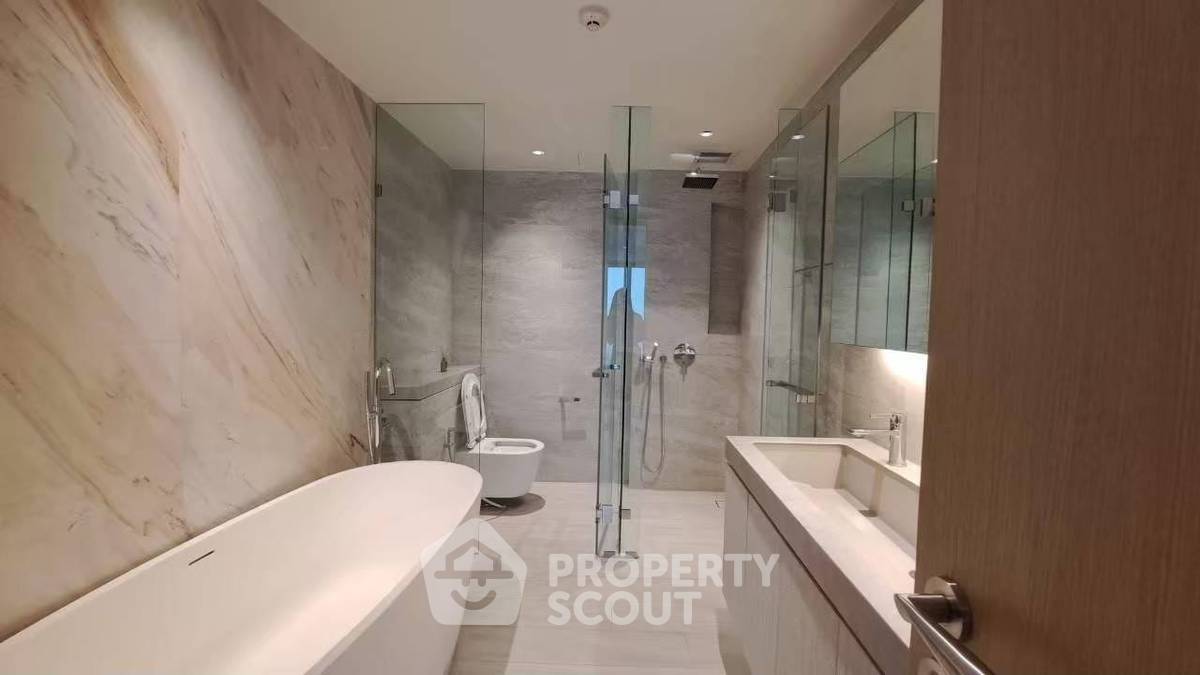 picture 2-BR Condo at The Lofts Silom near BTS Surasak (ID 3401330) - 30/30