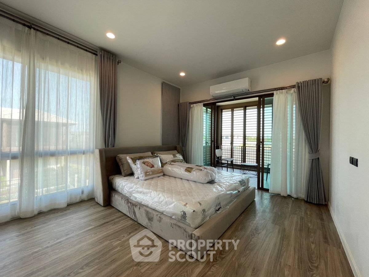รูป บ้าน 4 ห้องนอน ขนาด 238 ตร.ม. โครงการ Burasiri Krungthep Kreetha (ID 3396974) - รูปที่ 6/15