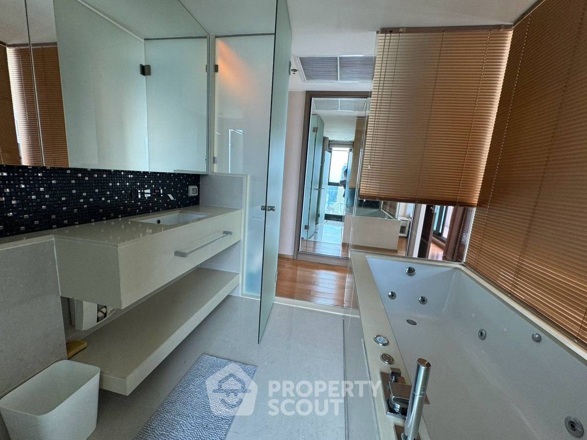 รูป คอนโด 2 ห้องนอน ชั้น 36 The Address Sathorn ใกล้ BTS เซนต์หลุยส์ 200 ม. (ID 1251777) - รูปที่ 17/22
