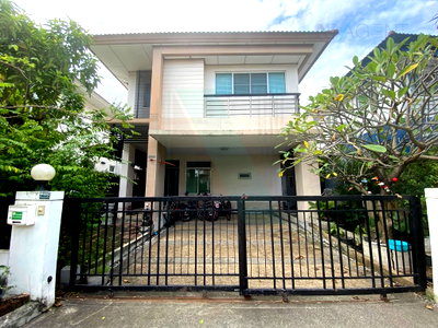 บ้านเดี่ยว กรุงเทพมหานคร : ขายบ้านแฝด โครงการ บ้านพร้อมพัฒน์ พระราม 9 - วงแหวน 2 ชั้น 3 ห้องนอน 3 ห้องน้ำ
