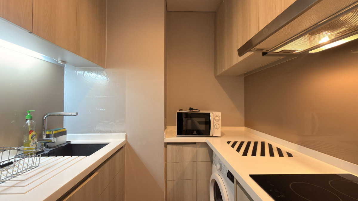 picture Best Value 2BR Condo Sukhumvit 24 179,935/Sqm Near BTS Phrom Phong - U6657319 - 10/21