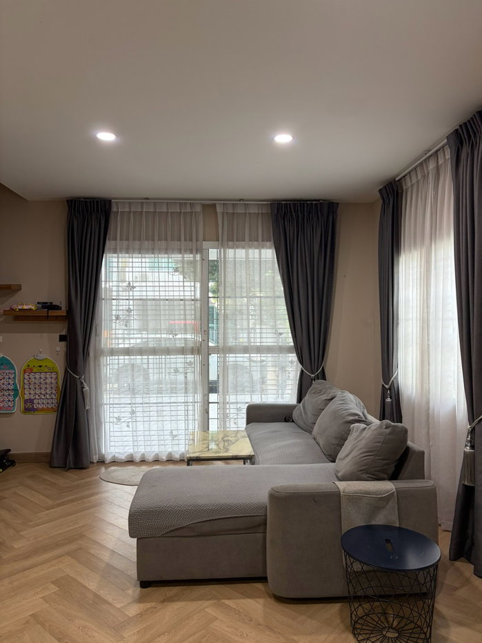 picture Corner Townhome for Sale – Only 5 Minutes from Central Westgate! - 11/18