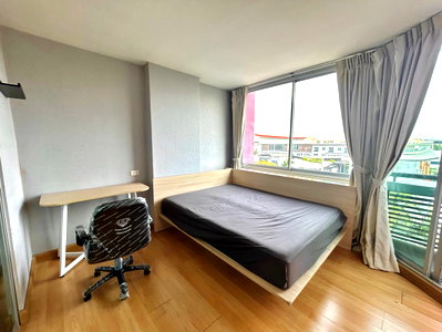 Condos for sale : Swift Condo near Abac Bangna for Sale by Owner - Beautiful Unblocked