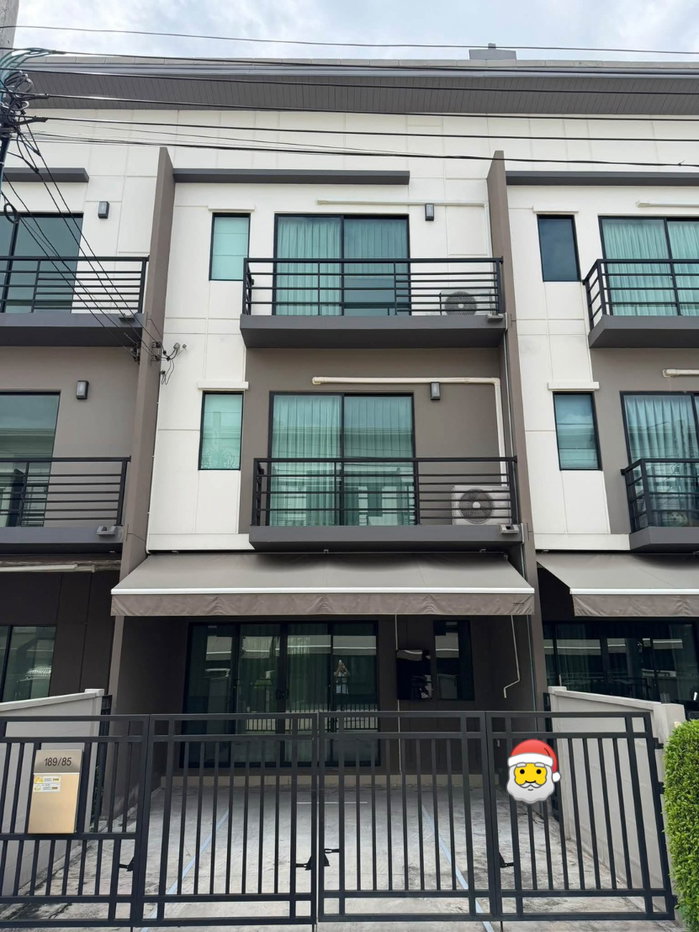 รูป 🏡🔥 ขาย / เช่า บ้านกลางเมือง พหลฯ–รามอินทรา 3 ห้องนอน 3 ห้องน้ำ ติดถนนเทพรักษ์ บ้านพร้อมอยู่ เดินทางสะดวก - รูปที่ 1/18