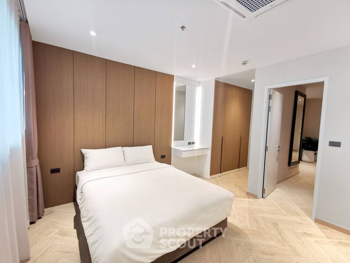 picture 2-BR Condo at Sky Walk Residences near BTS Phra Khanong (ID 3377992) - 5/18