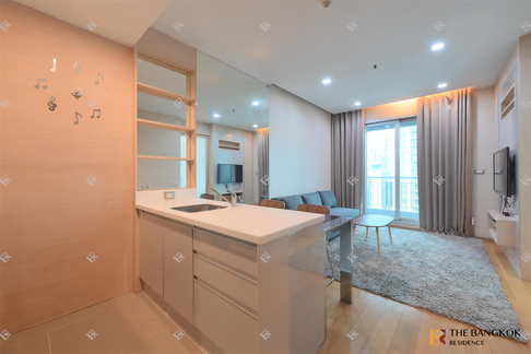 The Address Asoke Easy Start with a City Dweller Lifestyle near MRT Phetchaburi Station