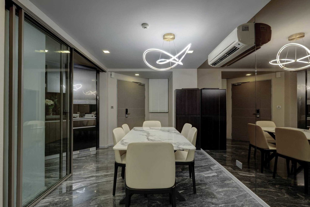 รูป LTH16336 - Pet-Friendly Duplex Condo for Rent | Ashton Residence 41 | Near BTS Phrom Phong | 131 Sq.m. | 3 Beds | 3 Baths | 145K/Month - รูปที่ 3/8