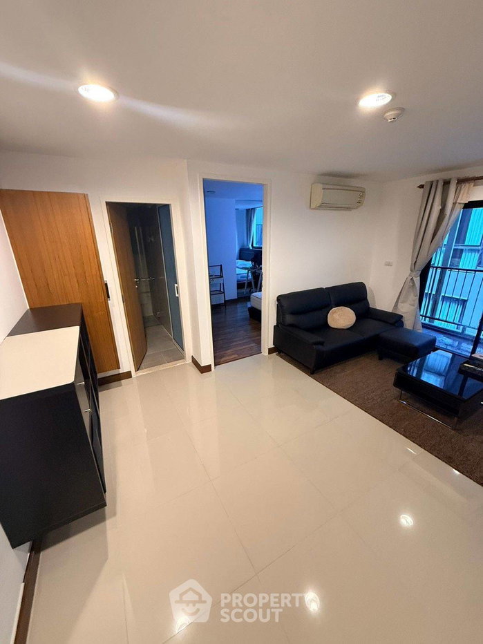 รูป คอนโด 1-ห้องนอน ที่ ซีนิธ เพลส สุขุมวิท 42 คอนโดมิเนียม ใกล้ BTS เอกมัย (ID 3395909) - รูปที่ 3/11