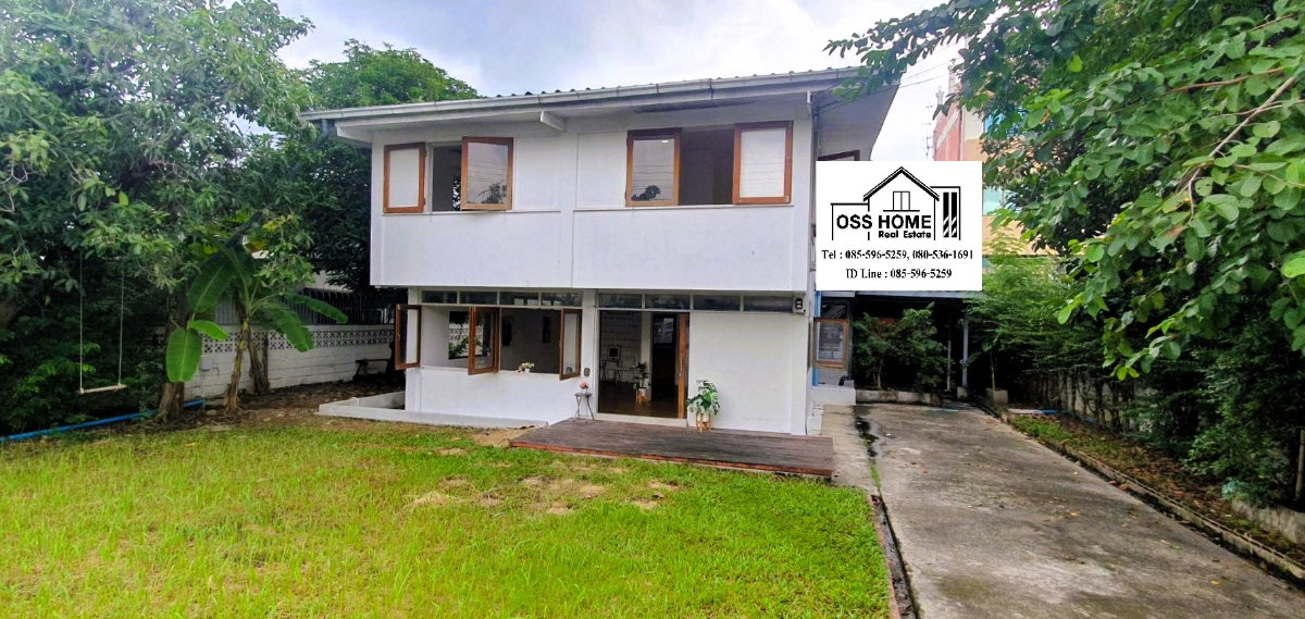 picture Two-story detached house in Mitraphap Village, Soi Onnut 46, Sukhumvit 77 area. - 3/19