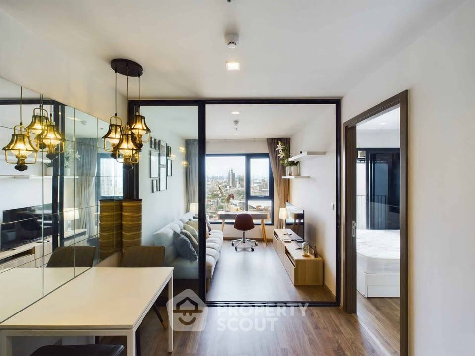 รูป ใกล้ BTS ห้าแยกลาดพร้าว 100 เมตร คอนโด 1 ห้องนอน ชั้น 25 Life Ladprao Valley (ID 3398165) - รูปที่ 1/13
