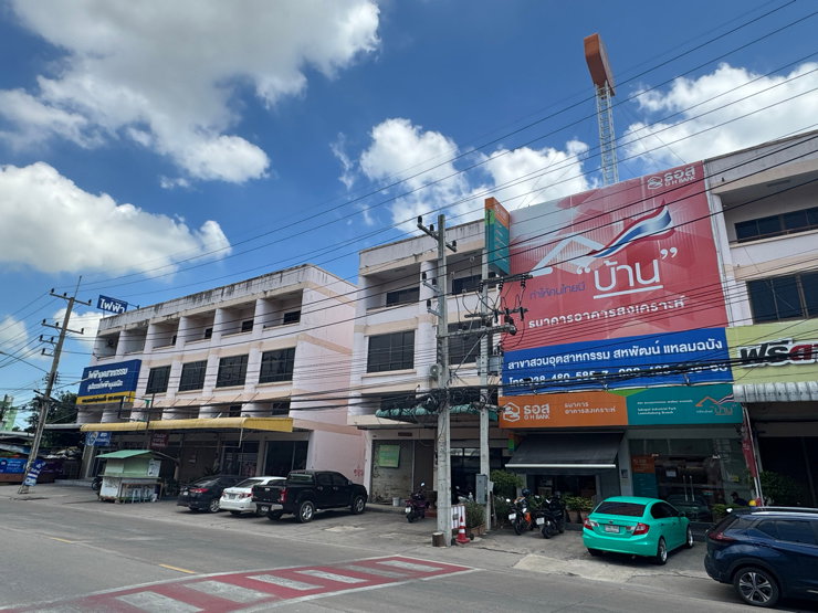 รูป ขายด่วน! อาคารพาณิชย์ 3 ชั้นครึ่ง ทำเลค้าขาย ใจกลางย่านเครือสหพัฒน์–แหลมฉบัง ชลบุรี - รูปที่ 3/22