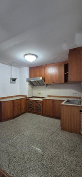 Big room for sale with cheap price and good view , near ARL and MRT (yellow line) Huamak Station