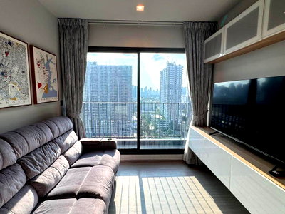 Condos for sale : For Sell Condo LIFE ASOKE - RAMA 9 Building 1, Floor 18,2 bed room, Room size 58 sqm