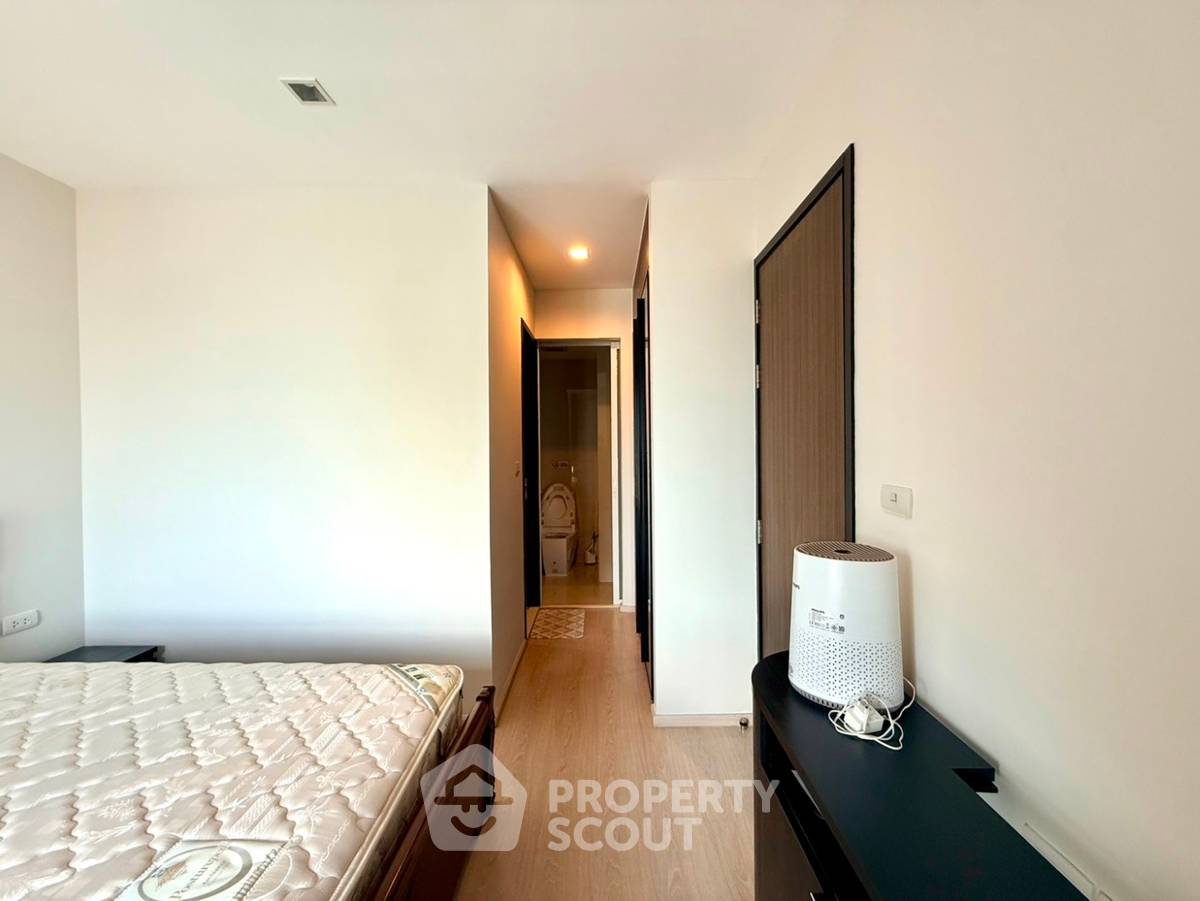 picture Great Value 1-BR Rhythm Sukhumvit 44/1, 70m To BTS Phra Khanong (ID 3398160) - 2/9