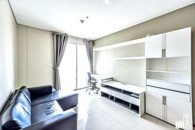 ขายคอนโด : 💖💖 ขายคอนโด 🌇 Villa Sathorn 1นอน 54ตร.ม. 5MB ⭐ ราคาดี ขายพร้อมผู้เช่า ใกล้ BTS กรุงธนบุรี