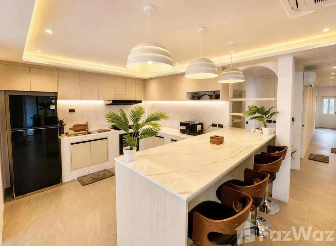 picture Luxury Pool Villa with Private Gym in Pa Klok, Phuket 6858518 - 3/15