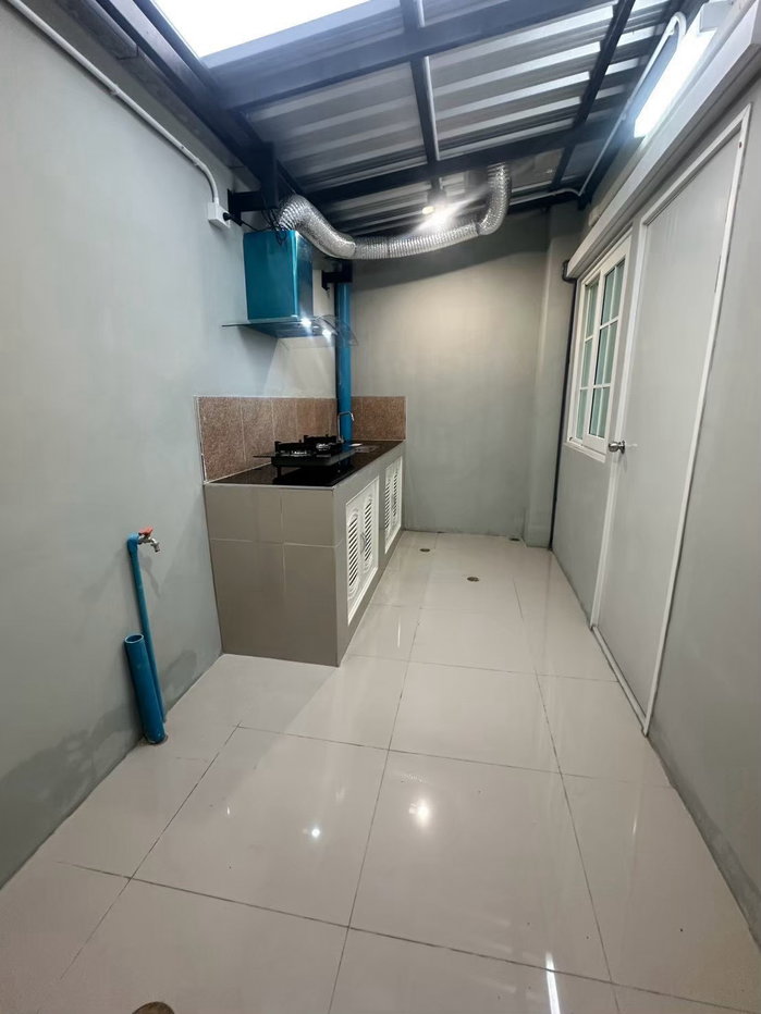 รูป 🏠✨ ให้เช่า ทาวน์โฮม 2 ชั้น โกลเด้น ทาวน์ วิภาวดี-รังสิต 4 ห้องนอน 3 ห้องน้ำ ทำเลติดถนนพหลโยธิน ซอยคลองหลวง 10 - รูปที่ 9/19