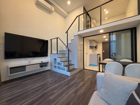 ให้เช่า ✨knightbridge space rama 9 ✨1 ห้องนอน (Loft unit) ทำเลดี เดินทางสะดวกใกล้ MKT พระราม 9 🚆