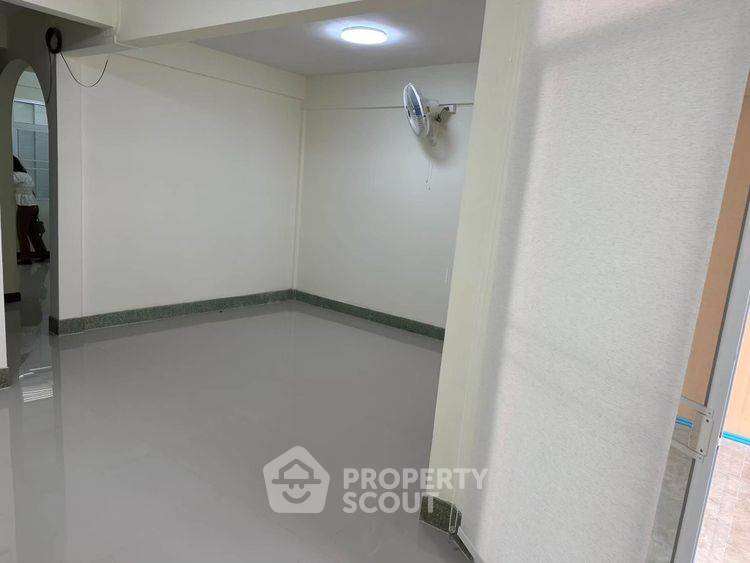 picture 4-BR 104 Sqm Townhouse At Anothai Village, Phra Ram 3 (ID 3407877) - 4/13