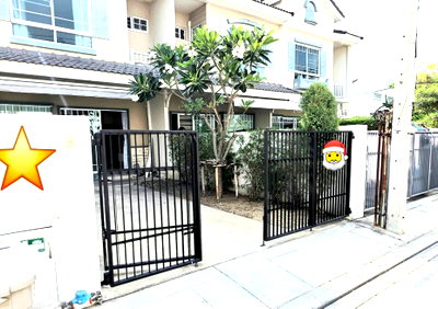 เช่าทาวน์โฮม เมกะ บางนา : 🏡 ให้เช่าทาวน์โฮม 2 ชั้น INDY BANGNA KM.7 2 ห้องนอน 3 ห้องน้ำ สไตล์อังกฤษ บ้านสวย พร้อมเฟอร์นิเจอร์และเครื่องใช้ไฟฟ้าครบครัน