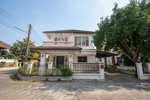 For Sale: 2-Storey Corner House Behind Kad Farang – Than Dong, Hang Dong (Sold with Tenant – Prime Investment Opportunity