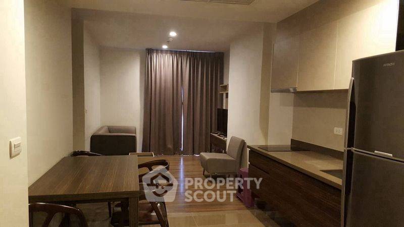 รูป คอนโด 2-ห้องนอน ที่ ทีล สาทร-ตากสิน ใกล้ BTS วงเวียนใหญ่ (ID 3405365) - รูปที่ 1/7
