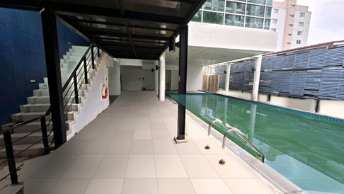 🏊♂️✨ ให้เช่าพื้นที่สำหรับเปิดโรงเรียนสอนว่ายน้ำ รัชดา 17