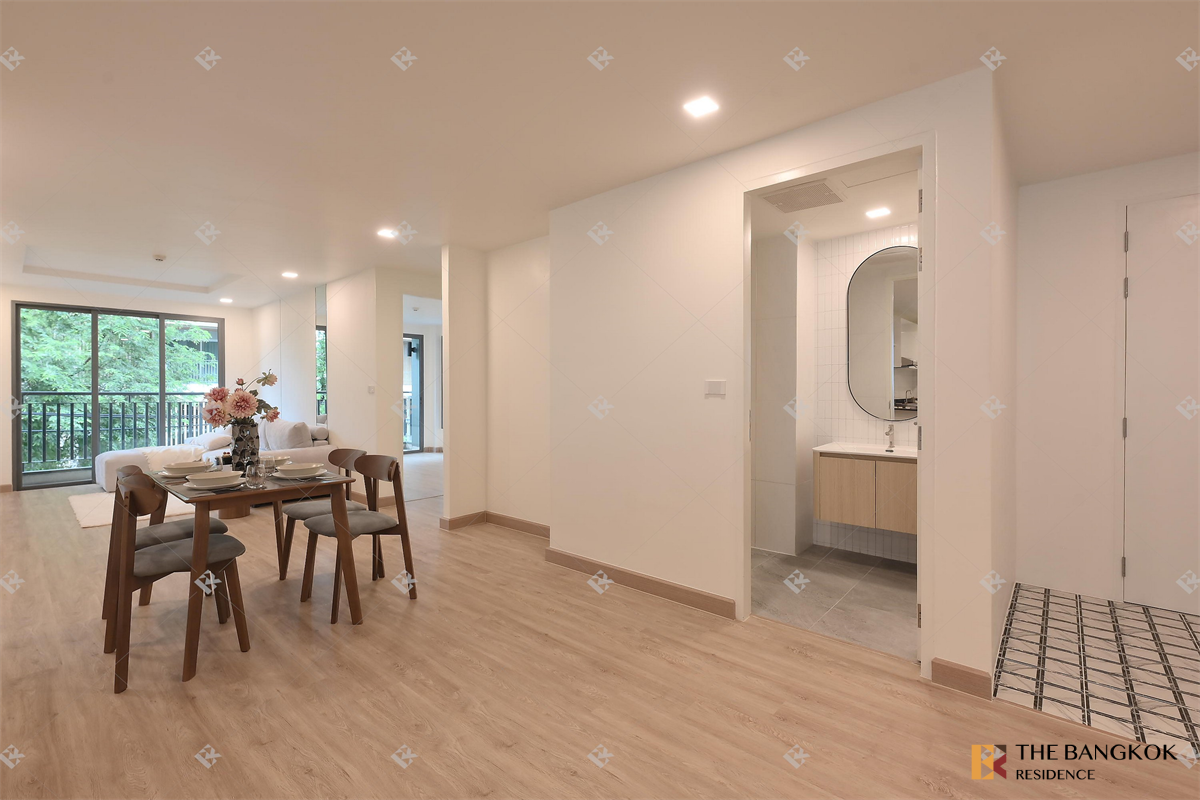 picture Hurry to book!! Popular rare units Voque Residential Condominium Sukhumvit 31 - 1/10