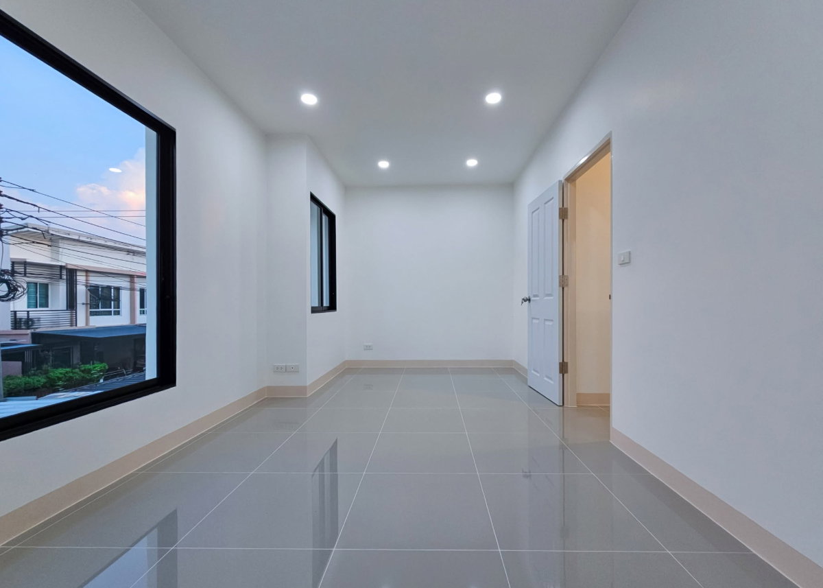 รูป 🏡 ขายขาดทุน! ทาวน์โฮมหลังมุม พื้นที่ใหญ่พิเศษ 28.9 ตร.ว. | พลีโน่ รัตนาธิเบศร์-ชัยพฤกษ์ 🔥 โอกาสทอง! ราคาถูกที่สุดในโครงการ พร้อมเข้าอยู่ได้ทันที - รูปที่ 15/15