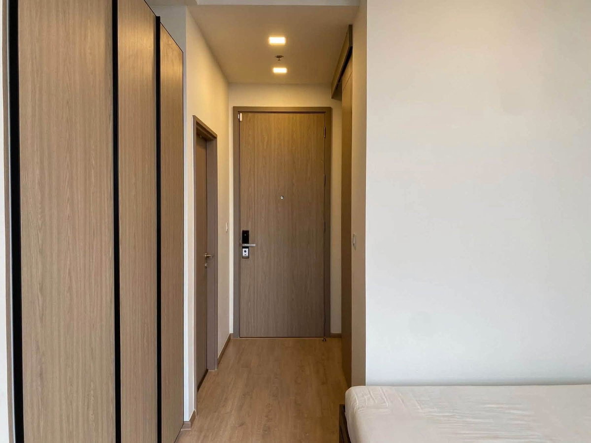 picture 🍀 For Rent Centric Ratchayothin 🍀 Add Line ID: @zcondo (with@) 🔥 C6356 - 8/9