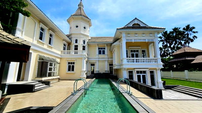 Houses for sale : For Sale  THE ROYAL RESIDENCE — 6 Bedroom  | Fully Fitted GTN-1222