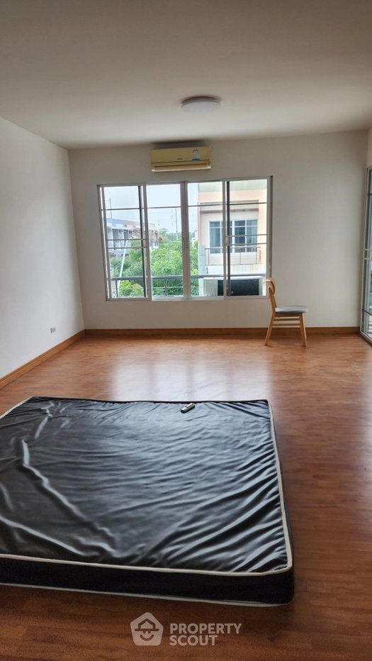 รูป ทาวน์เฮ้าส์ 3-ห้องนอน ใน บางขุนเทียน (ID 3408668) - รูปที่ 8/10