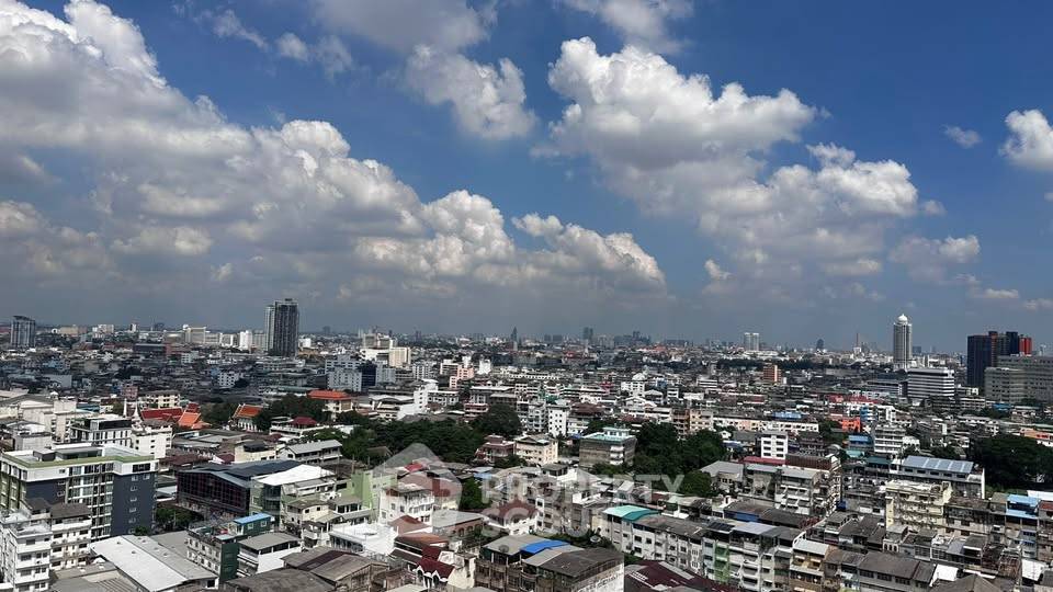 picture 100m To BTS Krung Thon Buri, 1-BR Villa Sathorn (ID 3403957) - 10/10
