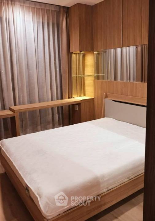picture 2-BR Condo at Quinn Condo Ratchada 17 near MRT Sutthisan (ID 3399185) - 1/5