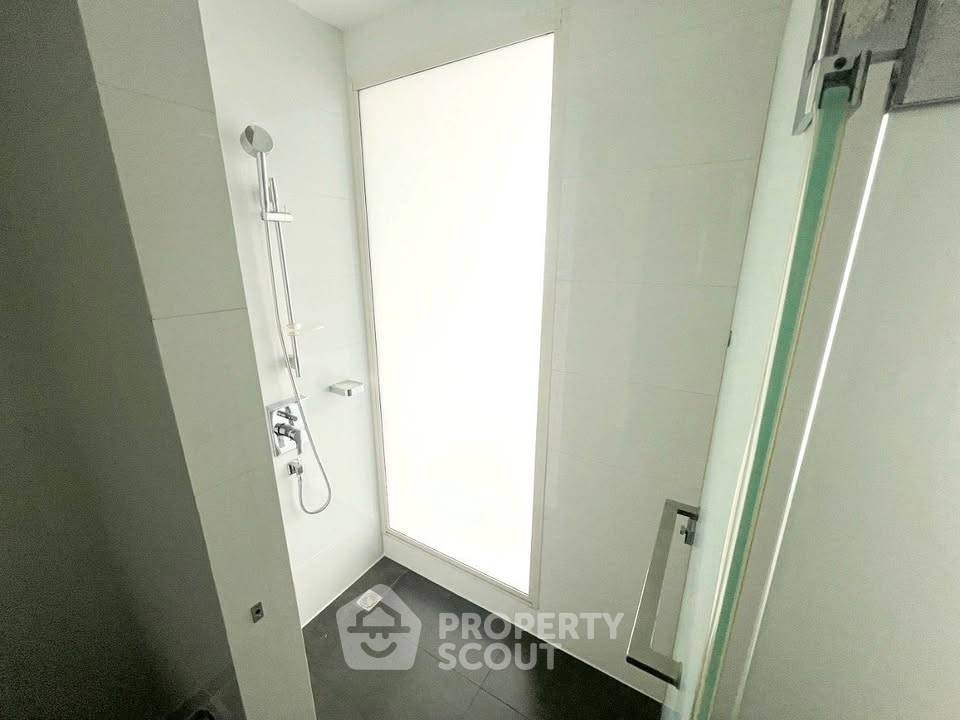 picture 1-BR Condo at A Space ID Asoke Ratchada near MRT Phra Ram 9 (ID 3407316) - 9/15