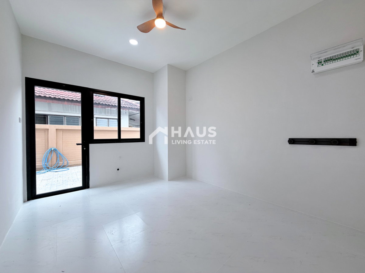 picture Chonlada Bangbuathong / 4 Bedrooms #HBBT002 - 6/20