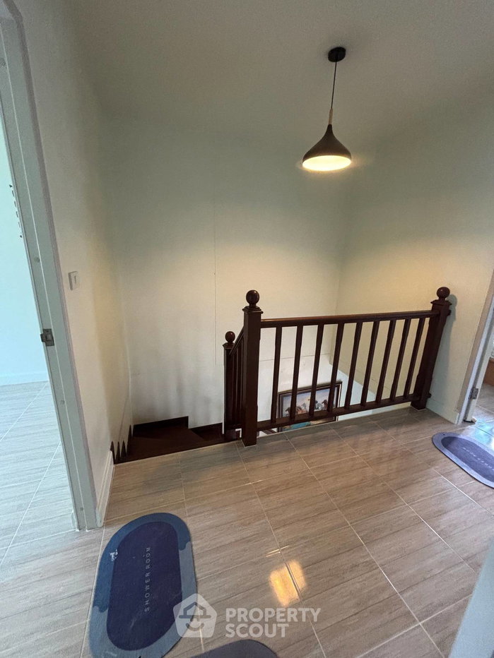picture 3-BR Townhouse in Tha Raeng (ID 3403238) - 11/17