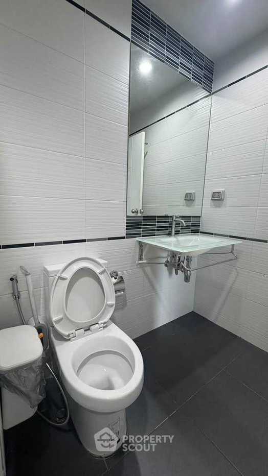 picture 1-BR Condo at Centric Sea Pattaya close to Central Pattaya (ID 3406458) - 9/12
