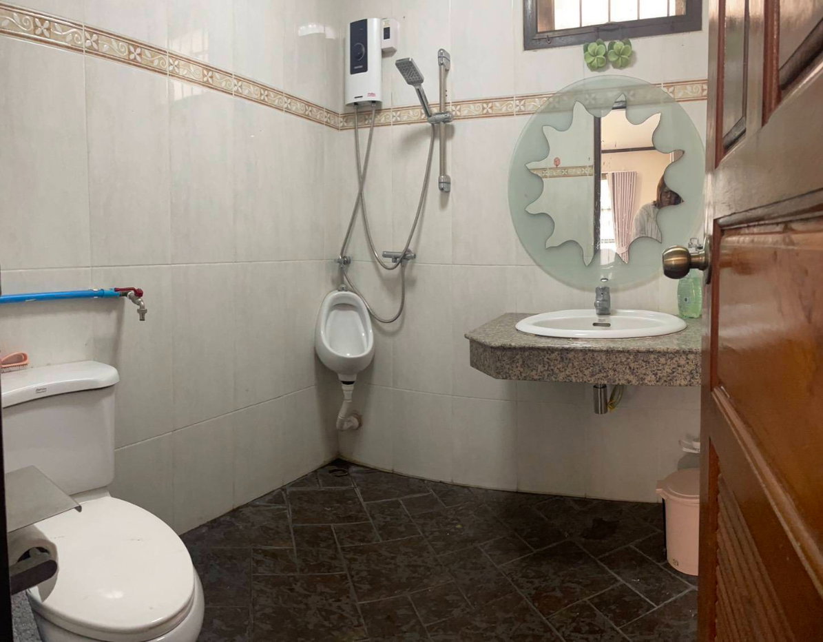 picture Owner's post For Rent Country Home 2 Village, Surasak, Si Racha, Chonburi - 10/24