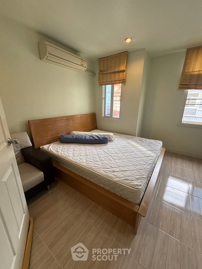 picture 3-BR Townhouse in Tha Raeng (ID 3403238) - 7/17