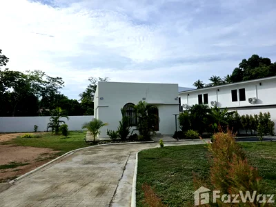Houses for rent Surat Thani : 3 Bedroom Villa for rent in Maenam, Surat Thani  6805753