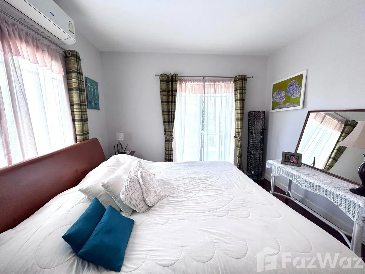 picture Great Family Home With Huge Lawn Close To Schools 6863138 - 30/45